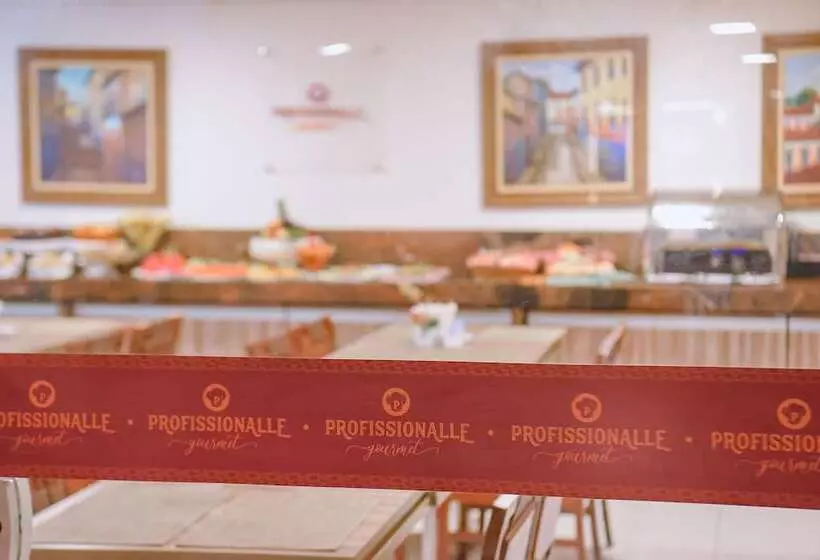 Profissionalle Hotel São Luís