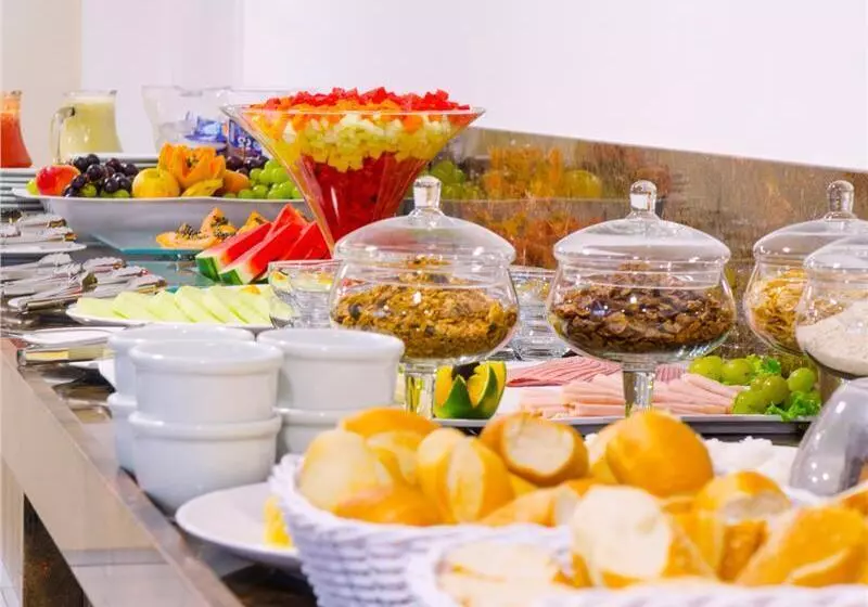 Profissionalle Hotel São Luís