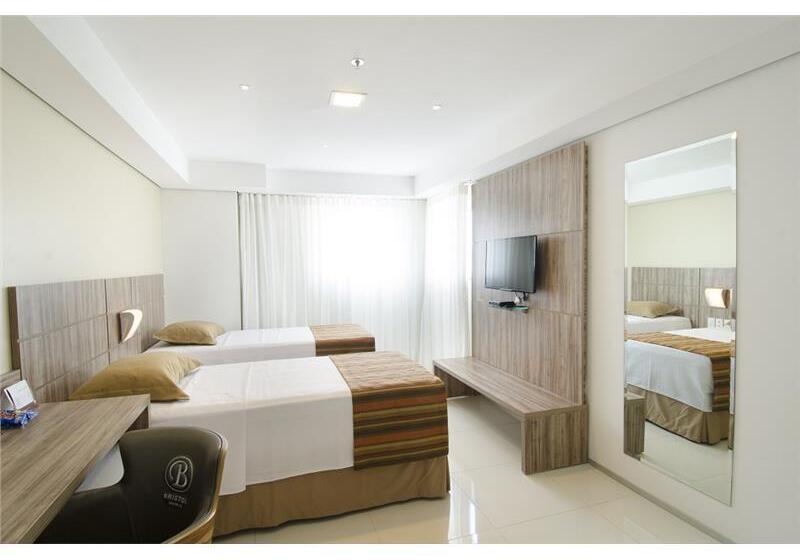 Profissionalle Hotel São Luís