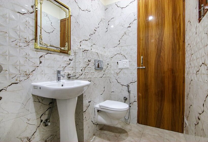 Fabhotel Hc South Crown