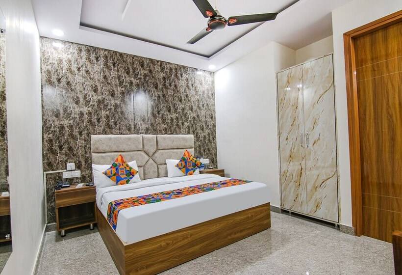 Fabhotel Hc South Crown