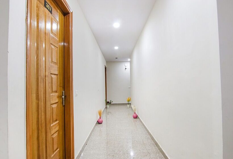 Fabhotel Hc South Crown