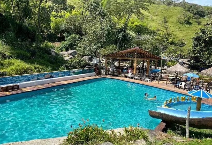 Hotelli Hostería El Sendero Cocorná