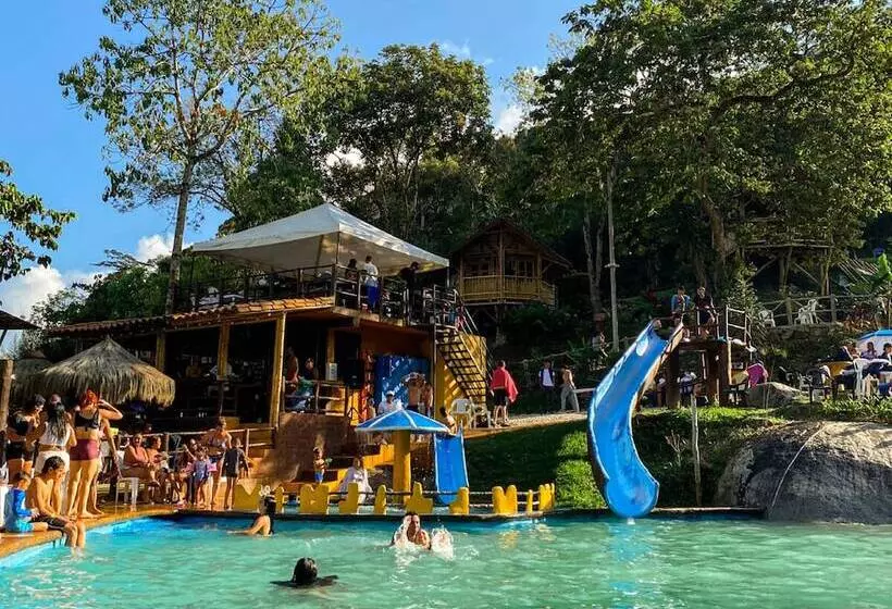 Hotelli Hostería El Sendero Cocorná