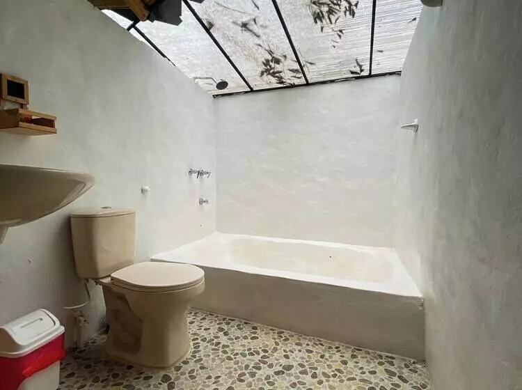 Hotelli Hostería El Sendero Cocorná