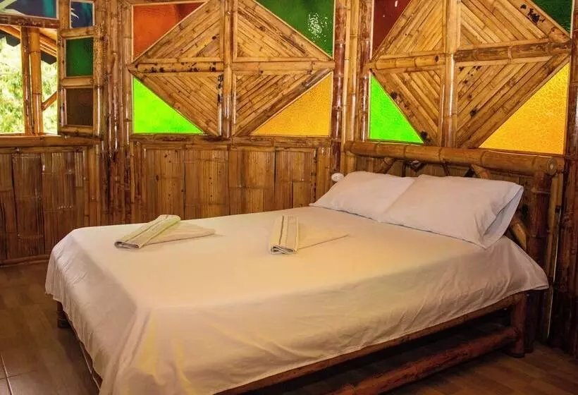 Hotelli Hostería El Sendero Cocorná