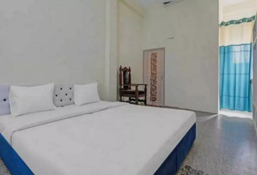 ホテル Spot On Sangam House