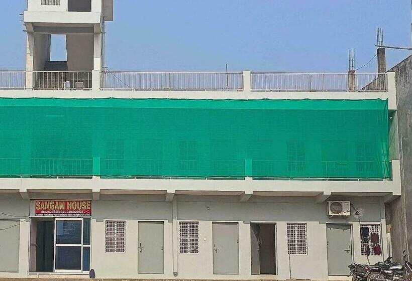 فندق Spot On Sangam House