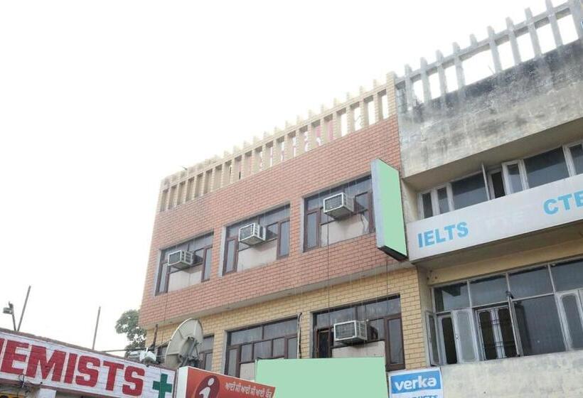 ホテル The Kings Residency