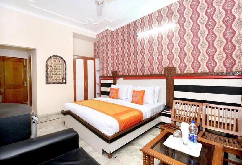 ホテル The Kings Residency