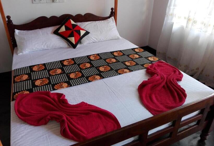 پانسیون Green Mountain Rest Mirissa