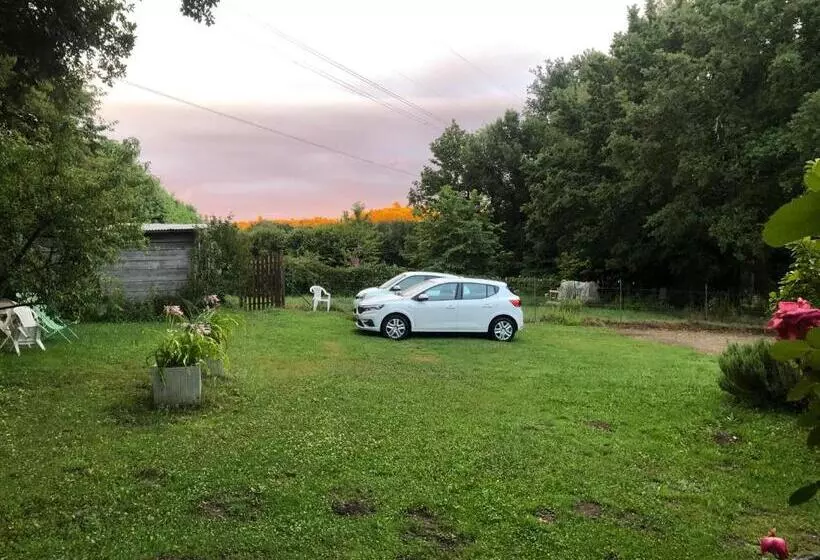 ベッドアンドブレックファースト Chambres D Hôtes Du Puy Blanc
