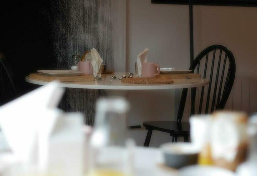 مبيت وإفطار La Maison Dans Les Bois