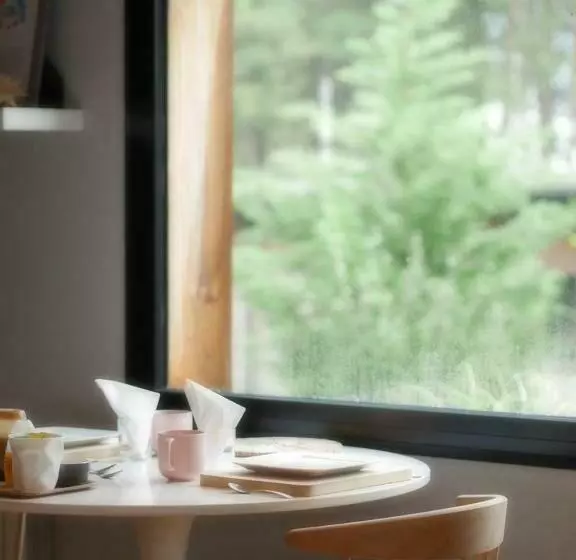 Aamiaismajoitus (B&B) La Maison Dans Les Bois