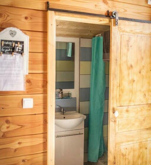 Bed and Breakfast Le Donjon De La Reine Margot