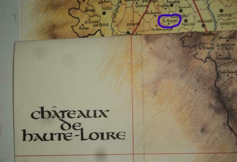 Bed and Breakfast Le Donjon De La Reine Margot