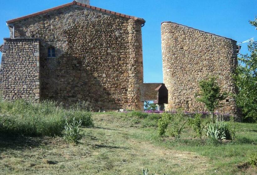 Bed and Breakfast Le Donjon De La Reine Margot