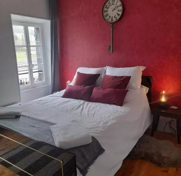 Aamiaismajoitus (B&B) Les Roches Restaurant & Chambre D Hotes