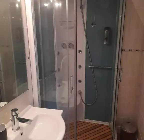 Aamiaismajoitus (B&B) Les Roches Restaurant & Chambre D Hotes