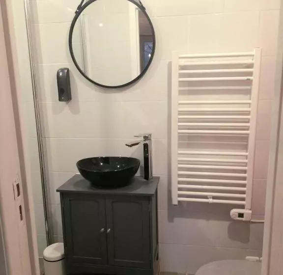 Aamiaismajoitus (B&B) Les Roches Restaurant & Chambre D Hotes