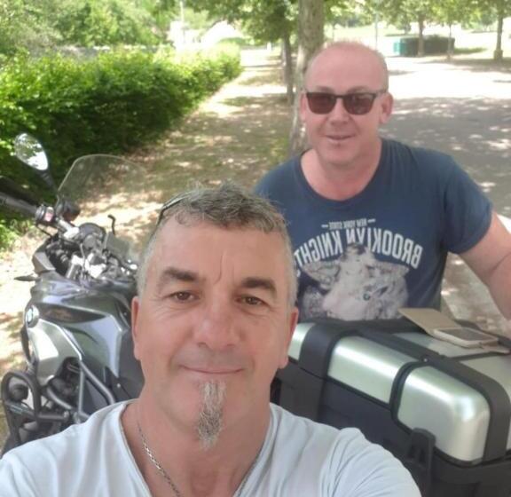 Bed and Breakfast Les Roches Restaurant & Chambre D Hotes