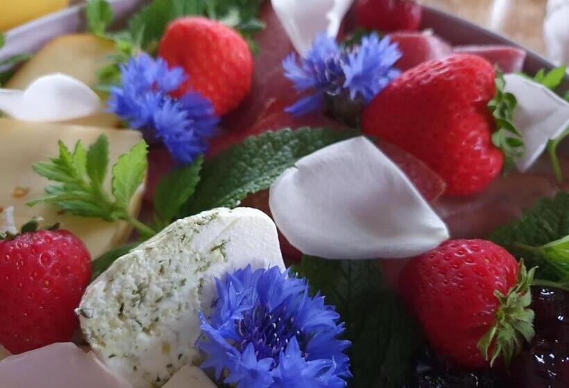 Bed and Breakfast Pension Grandel