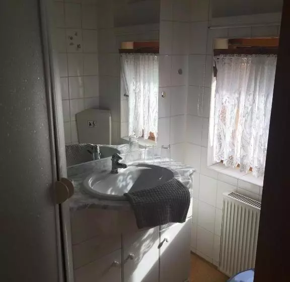 Aamiaismajoitus (B&B) Pension Grandel