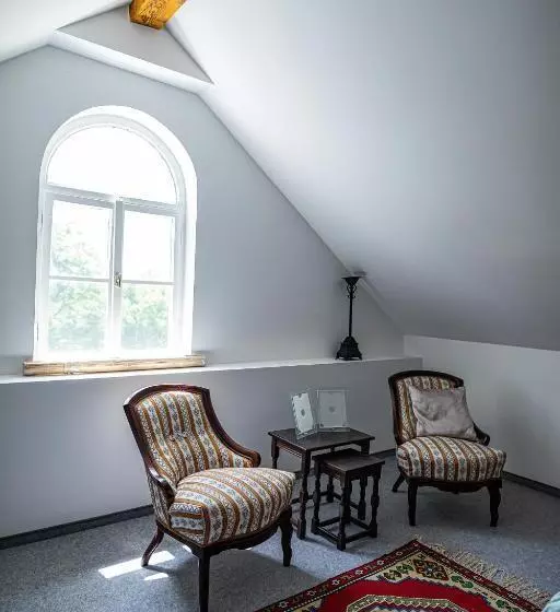 ベッドアンドブレックファースト Tusculanum Panzió