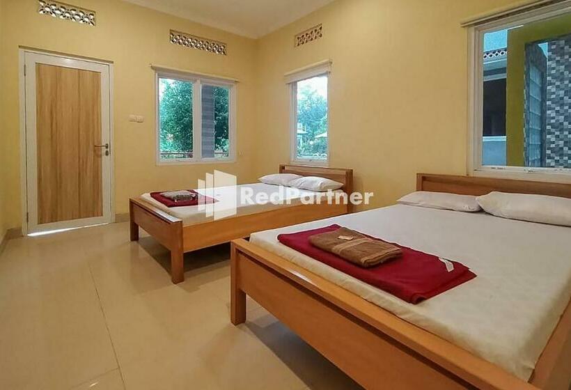 Otel Batu Homestay Puncak Mitra Reddoorz