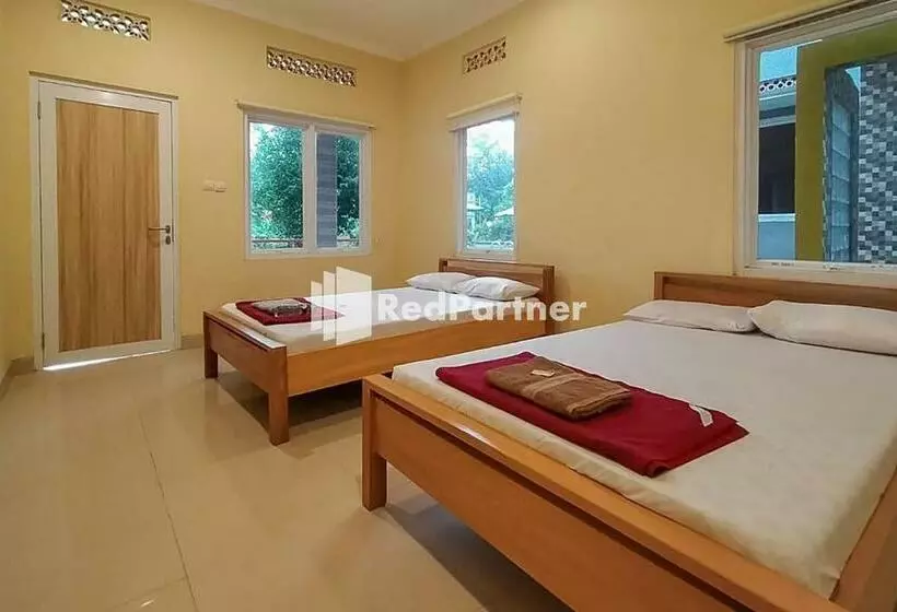 Hotelli Batu Homestay Puncak Mitra Reddoorz