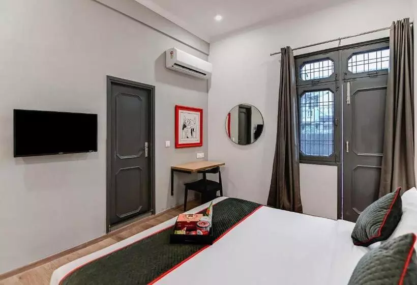 Hotelli Super Townhouse 096 Lohia Park