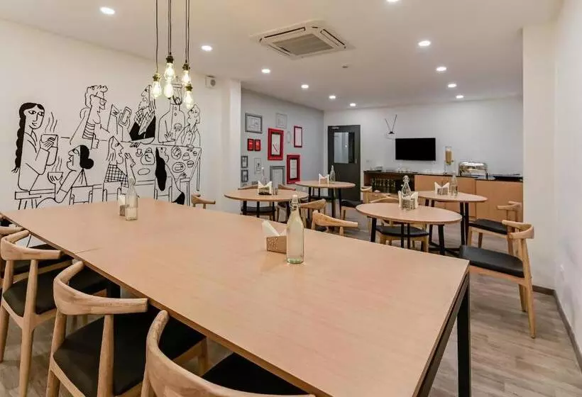 Hotelli Super Townhouse 096 Lohia Park
