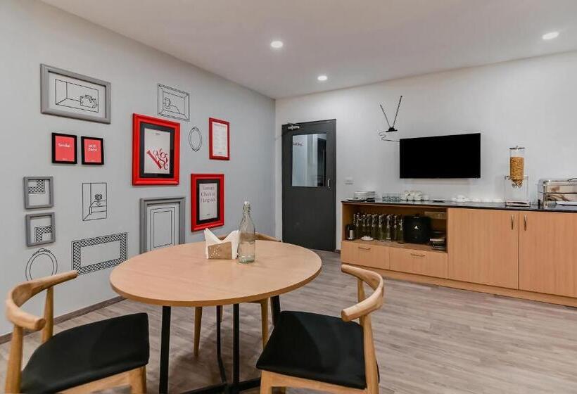 호텔 Super Townhouse 096 Lohia Park