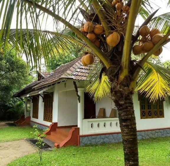 Palmgrove Lake Resort