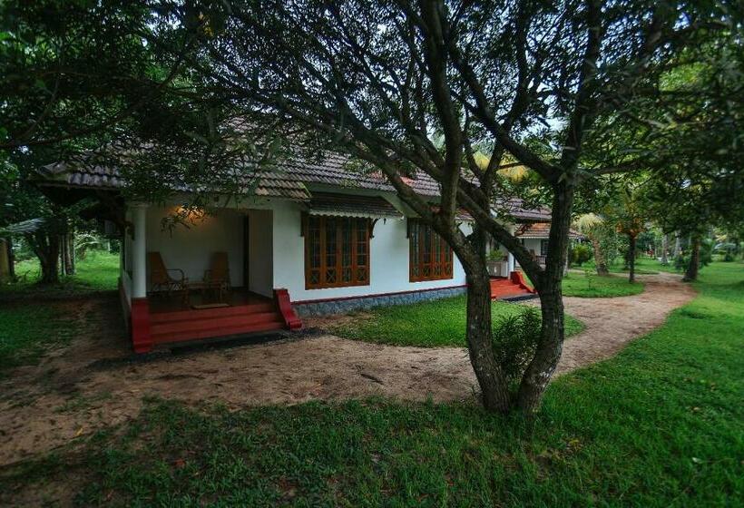 Palmgrove Lake Resort