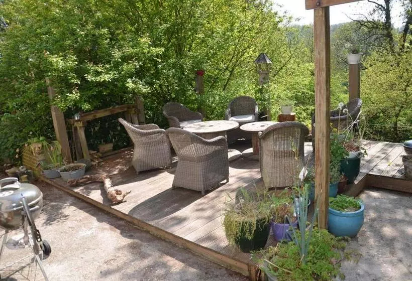 Majatalo La Cave Au Chat Pitre / L étable