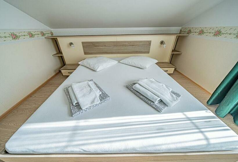 Pension Onix Vienna Airport