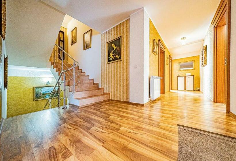 Pension Onix Vienna Airport