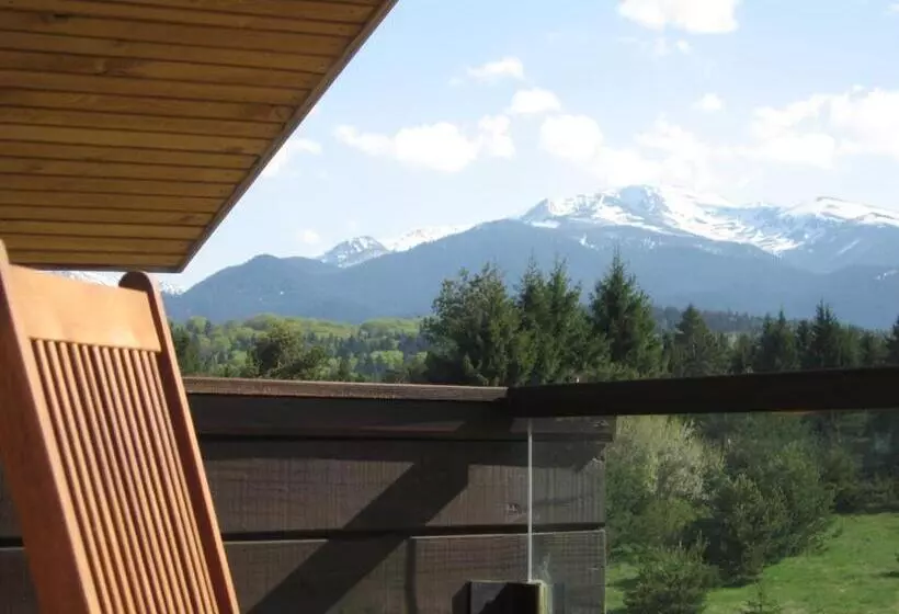 Resort Chamkoria Chalets