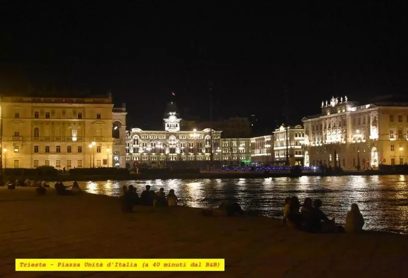 ベッドアンドブレックファースト Al Vecchio Glicine