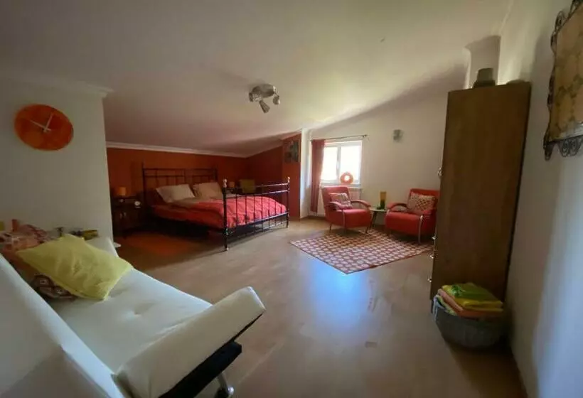 Aamiaismajoitus (B&B) Casa Traca