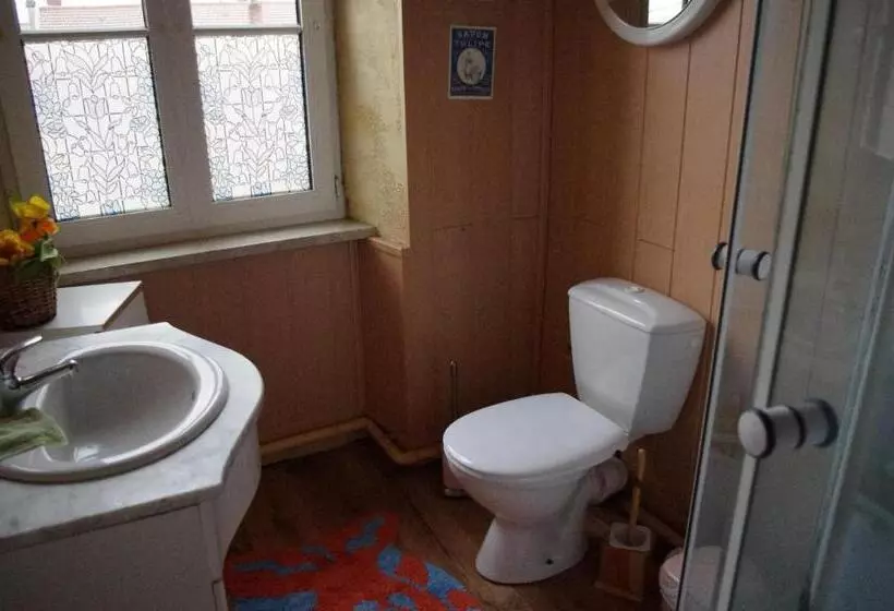 ベッドアンドブレックファースト Chambres D Hôtes Au Presbytère