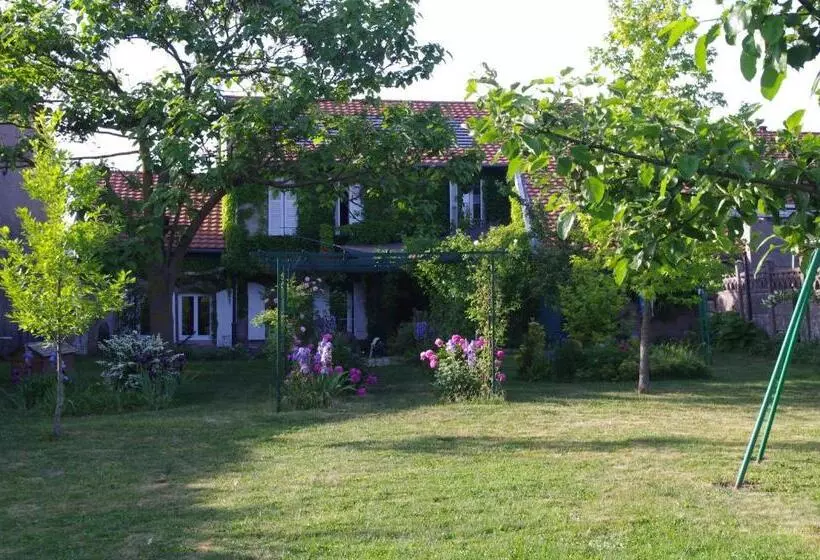 ベッドアンドブレックファースト Chambres D Hôtes Au Presbytère