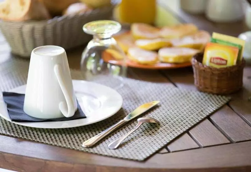 Aamiaismajoitus (B&B) Le Clos Du Perret