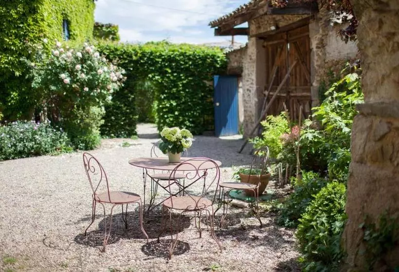 Aamiaismajoitus (B&B) Le Clos Du Perret