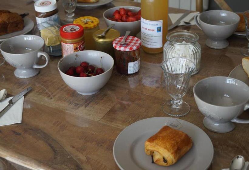 Bed and Breakfast Les Chambres De Saint Hilaire