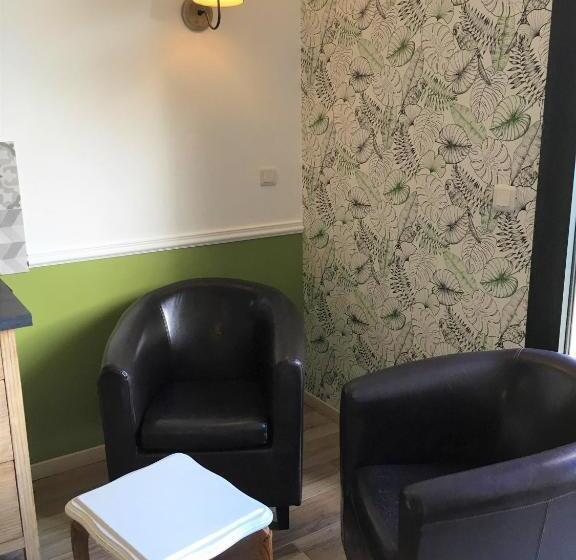 Bed and Breakfast Les Chambres De Saint Hilaire