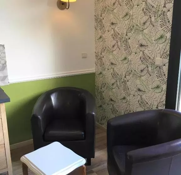 ベッドアンドブレックファースト Les Chambres De Saint Hilaire