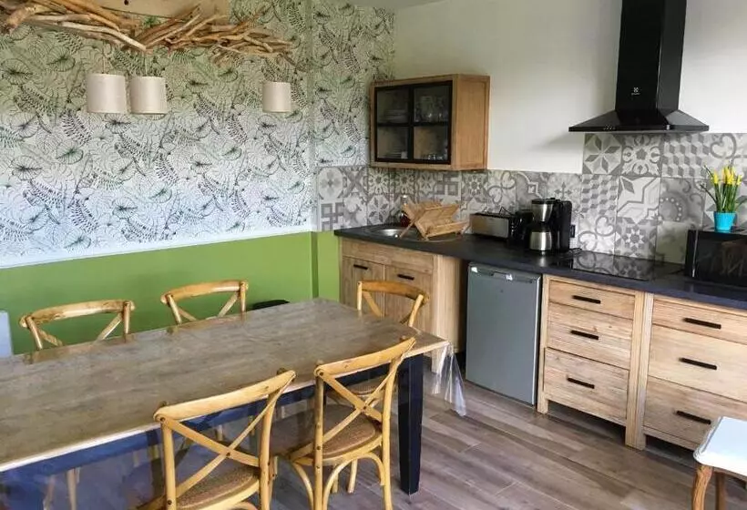 ベッドアンドブレックファースト Les Chambres De Saint Hilaire