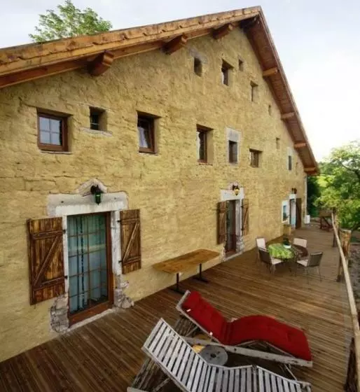 Aamiaismajoitus (B&B) Les Grandes Fontaines